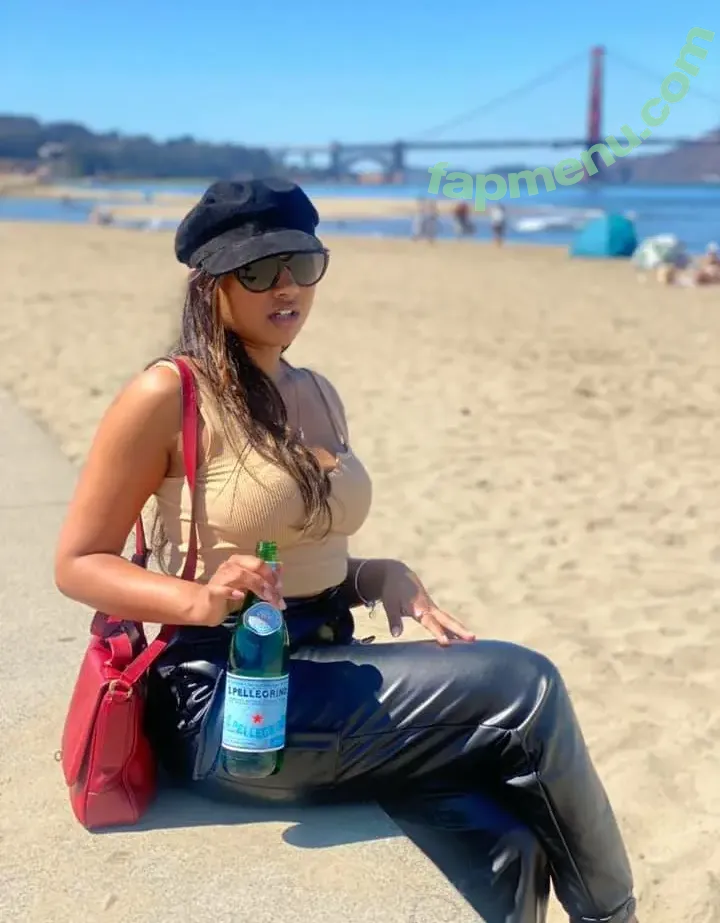 bunnybeauxo nude photo #0029 (stasiasnakes / xomgitsbunnie)