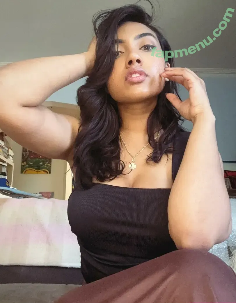 bunnybeauxo nude photo #0054 (stasiasnakes / xomgitsbunnie)