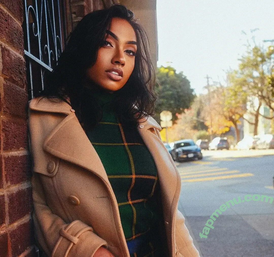 bunnybeauxo nude photo #0057 (stasiasnakes / xomgitsbunnie)