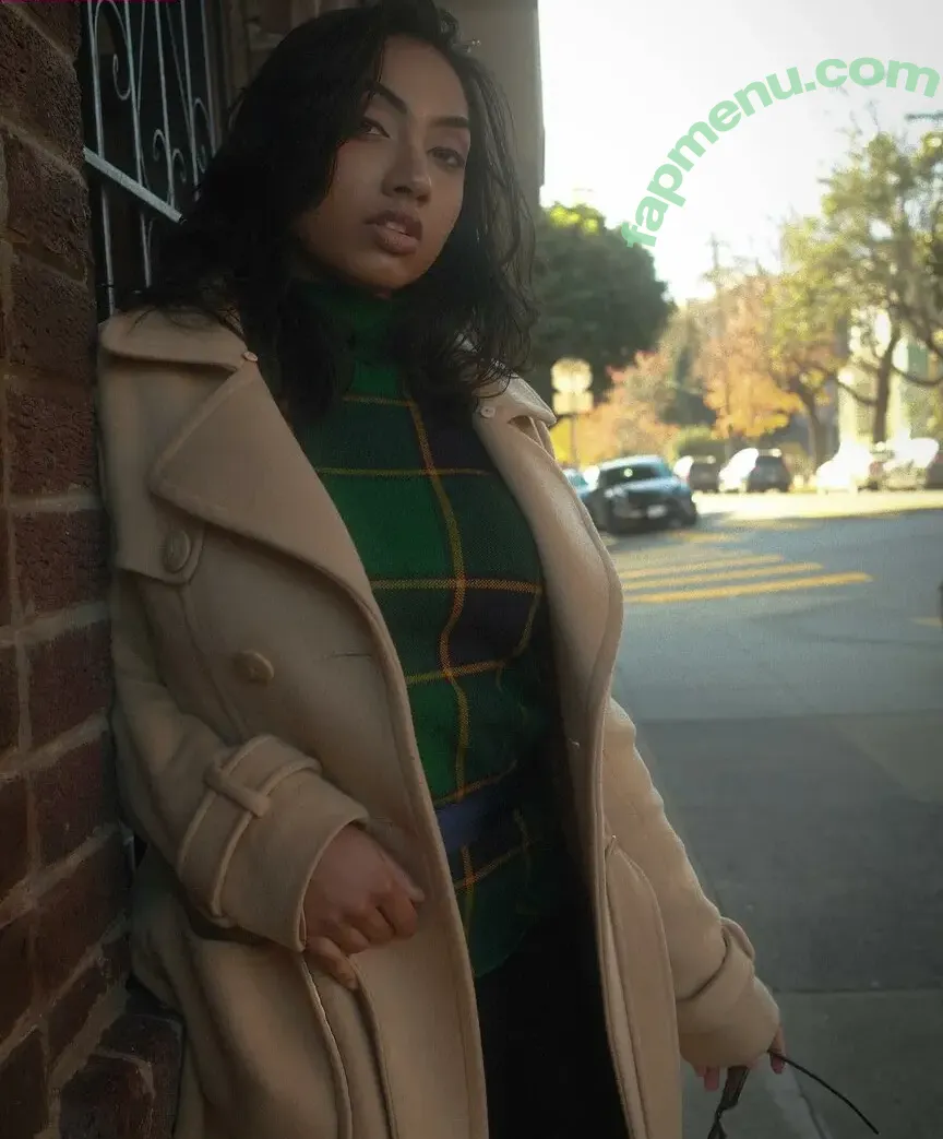 bunnybeauxo nude photo #0061 (stasiasnakes / xomgitsbunnie)