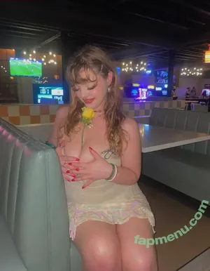 BunnyBiddies / MadsReynolds / breezybee nude photo #0067