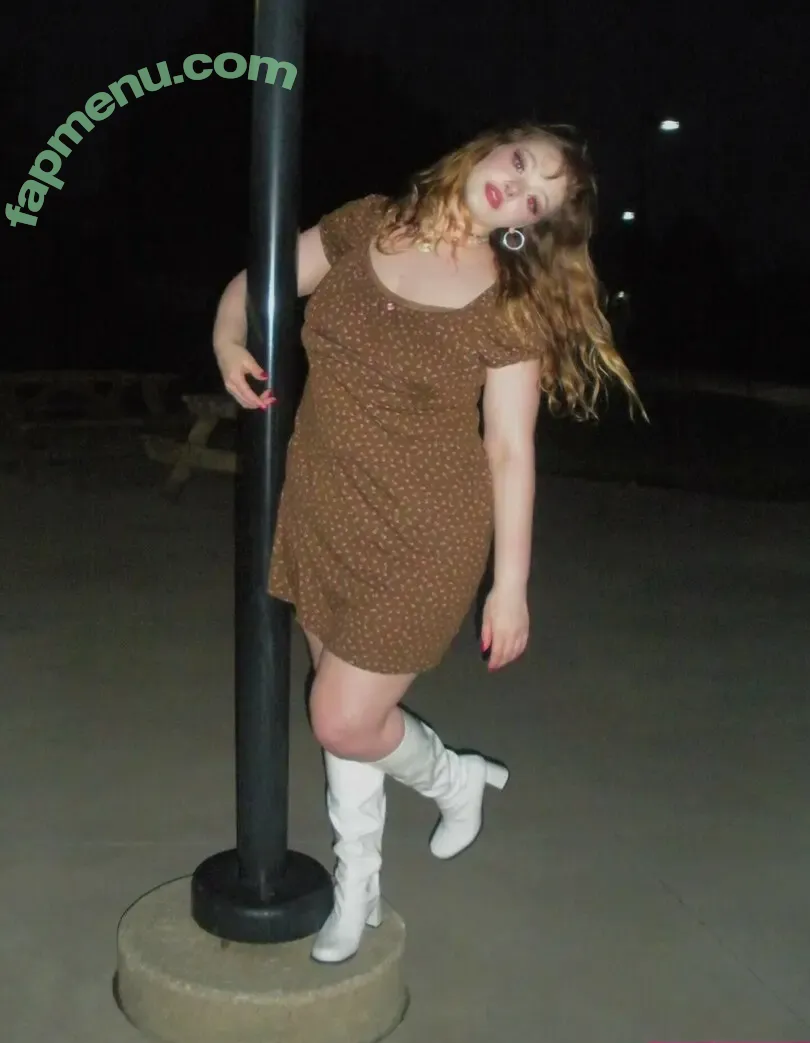 BunnyBiddies nude photo #0056 (MadsReynolds / breezybee)