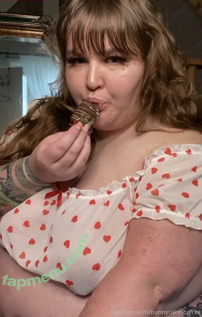 bunnycakesogfree nude photo #0003 (bunnycrave)