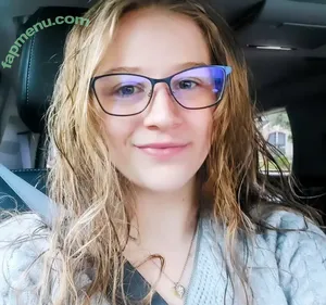 Bunnydathug nude photo #0010