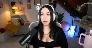 Bunnygirl / babybunnygirl1 / bunnymon.tv nude photo #0378