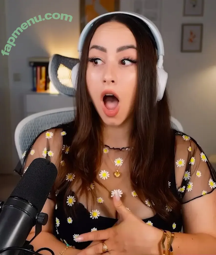 Bunnygirl nude photo #0225 (babybunnygirl1 / bunnymon.tv)