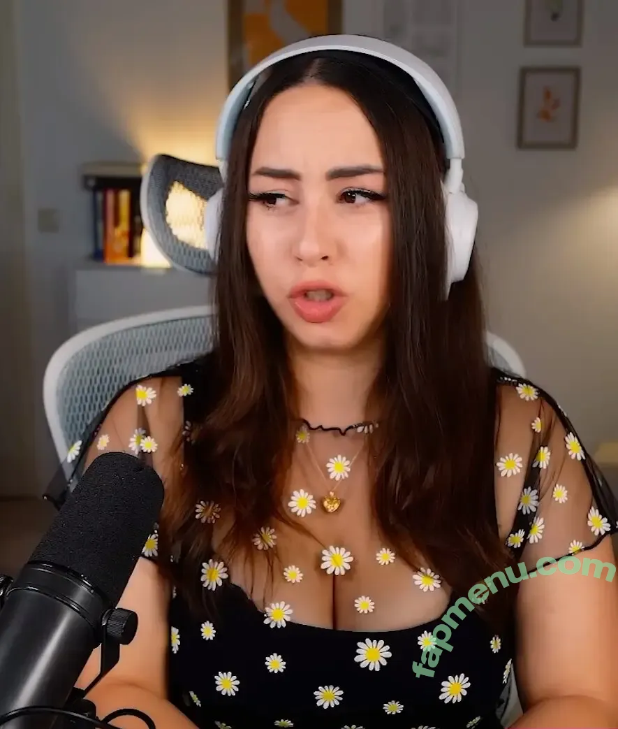 Bunnygirl nude photo #0228 (babybunnygirl1 / bunnymon.tv)