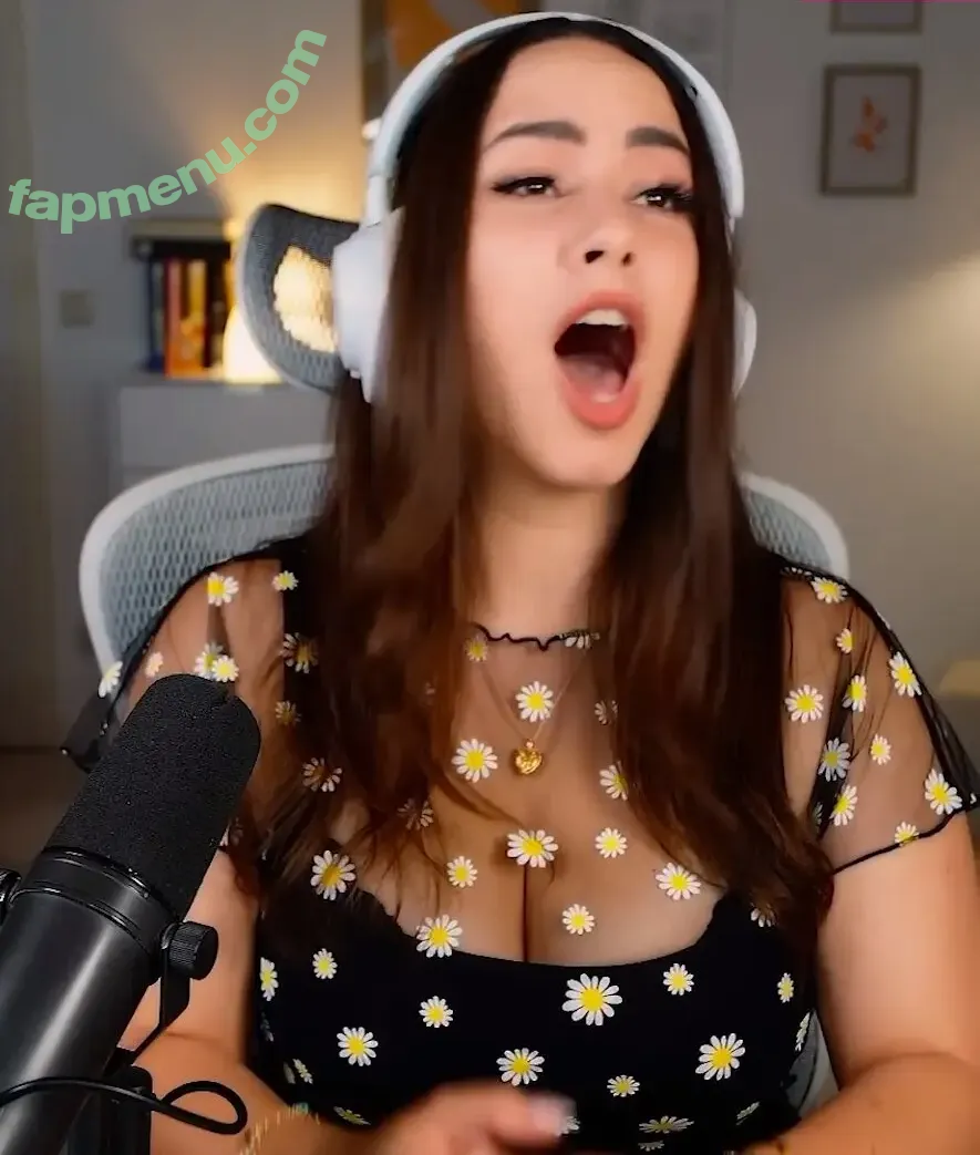 Bunnygirl nude photo #0234 (babybunnygirl1 / bunnymon.tv)