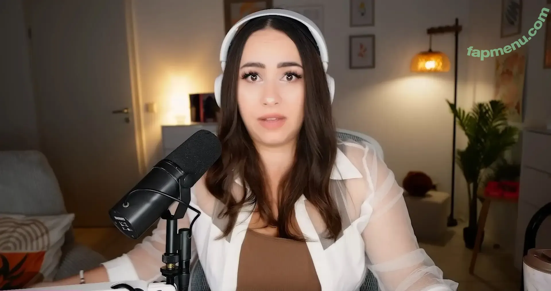 Bunnygirl nude photo #0265 (babybunnygirl1 / bunnymon.tv)