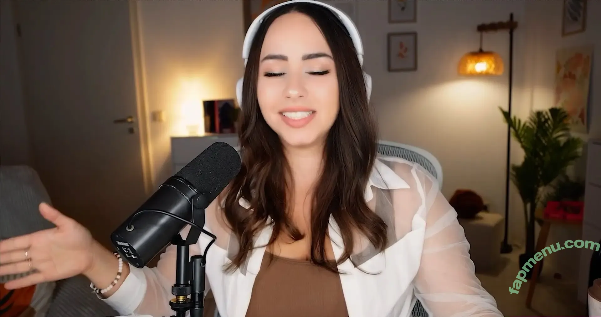 Bunnygirl nude photo #0269 (babybunnygirl1 / bunnymon.tv)