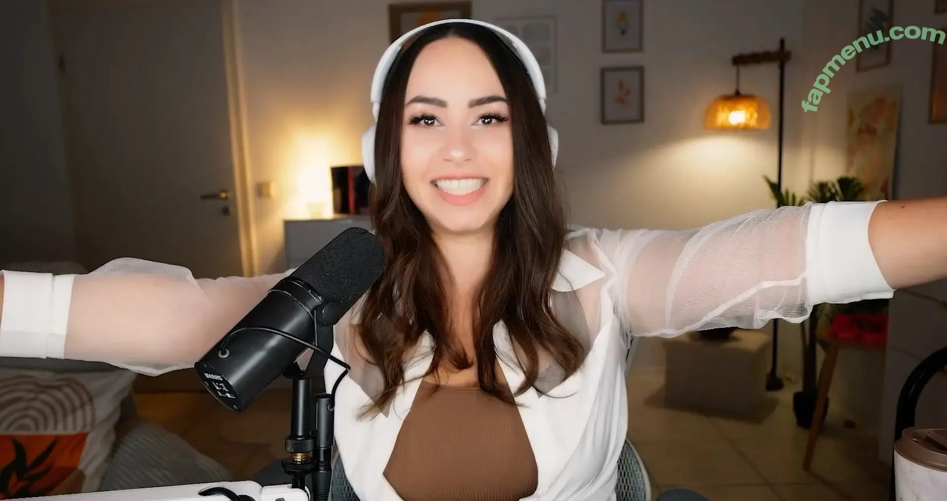 Bunnygirl nude photo #0271 (babybunnygirl1 / bunnymon.tv)