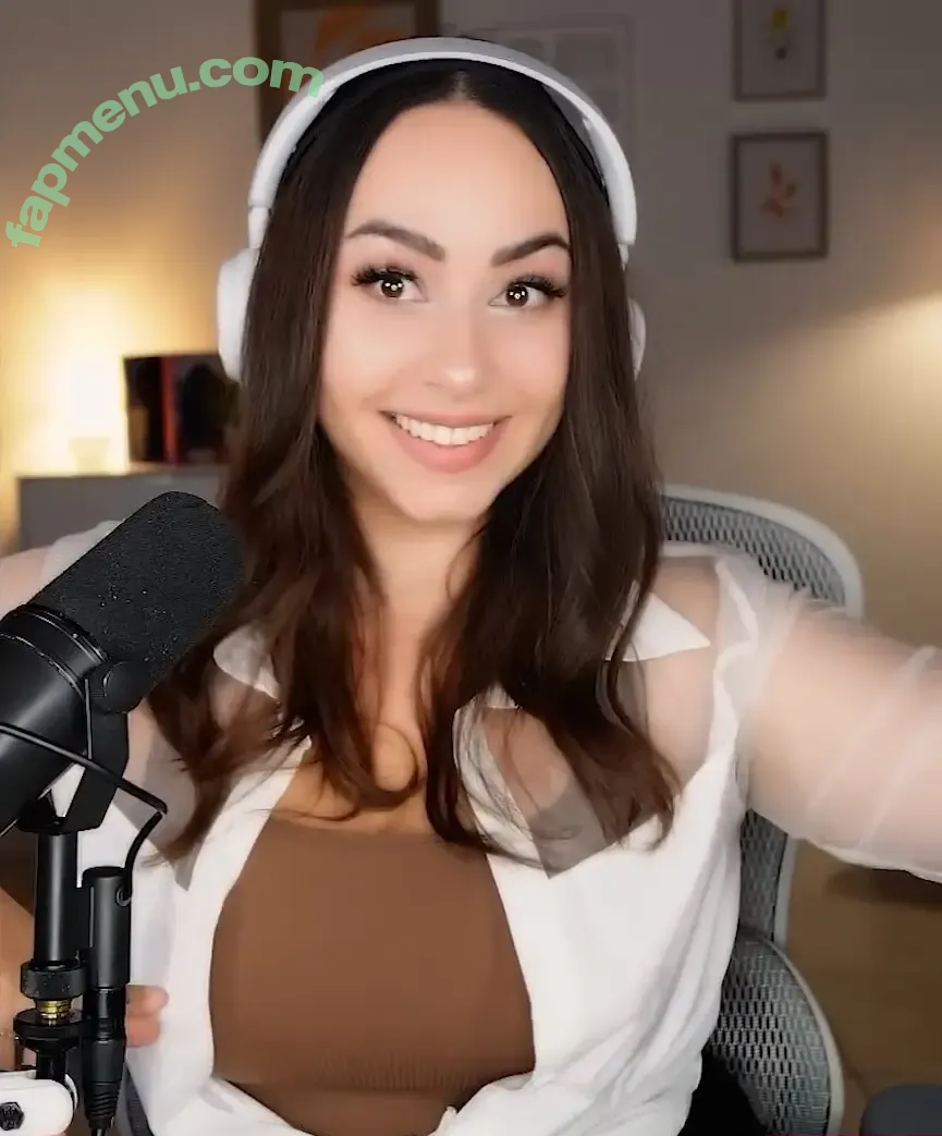 Bunnygirl nude photo #0288 (babybunnygirl1 / bunnymon.tv)