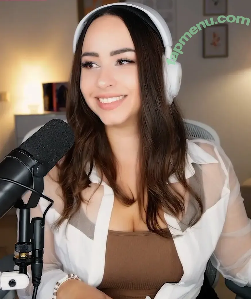 Bunnygirl nude photo #0300 (babybunnygirl1 / bunnymon.tv)