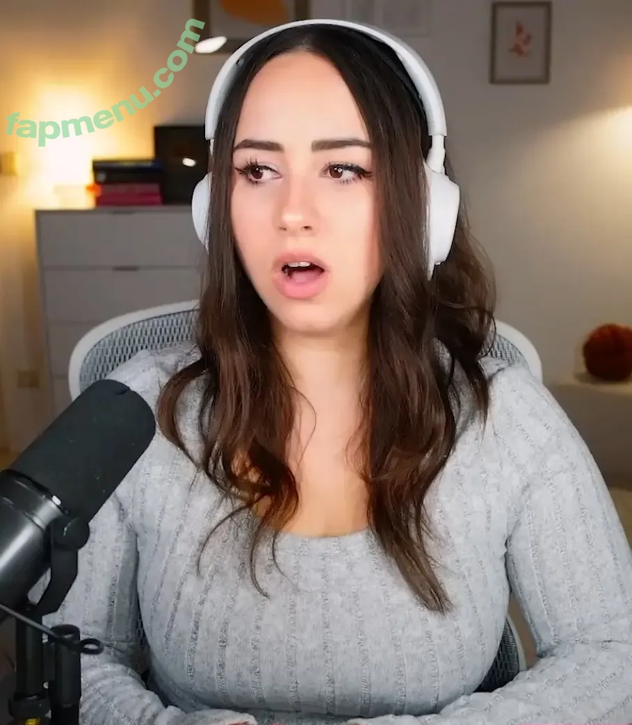 Bunnygirl nude photo #0324 (babybunnygirl1 / bunnymon.tv)