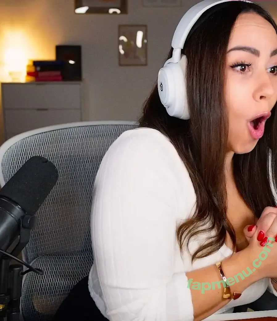 Bunnygirl nude photo #0341 (babybunnygirl1 / bunnymon.tv)