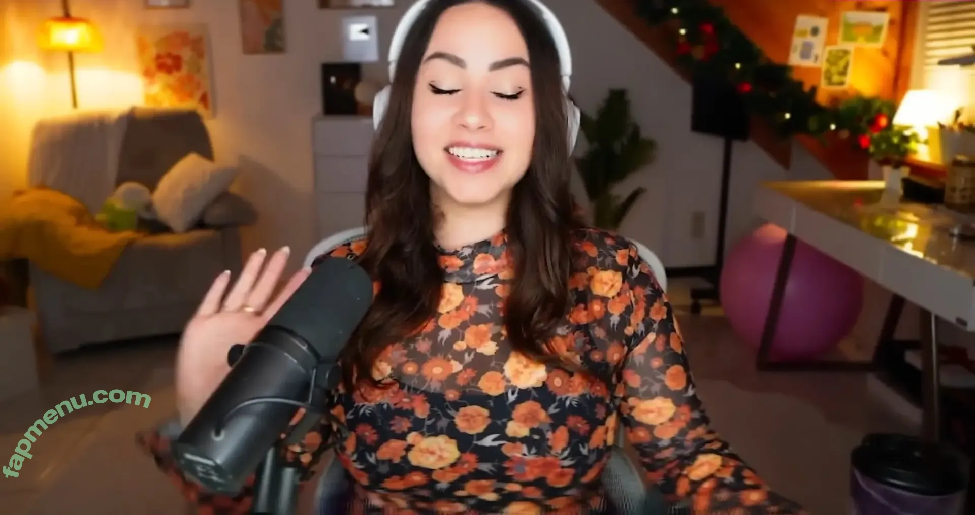 Bunnygirl nude photo #0350 (babybunnygirl1 / bunnymon.tv)