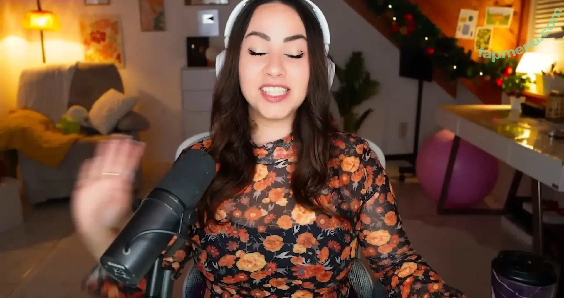 Bunnygirl nude photo #0351 (babybunnygirl1 / bunnymon.tv)