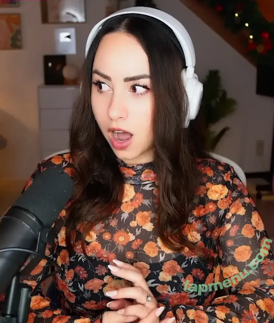 Bunnygirl nude photo #0361 (babybunnygirl1 / bunnymon.tv)