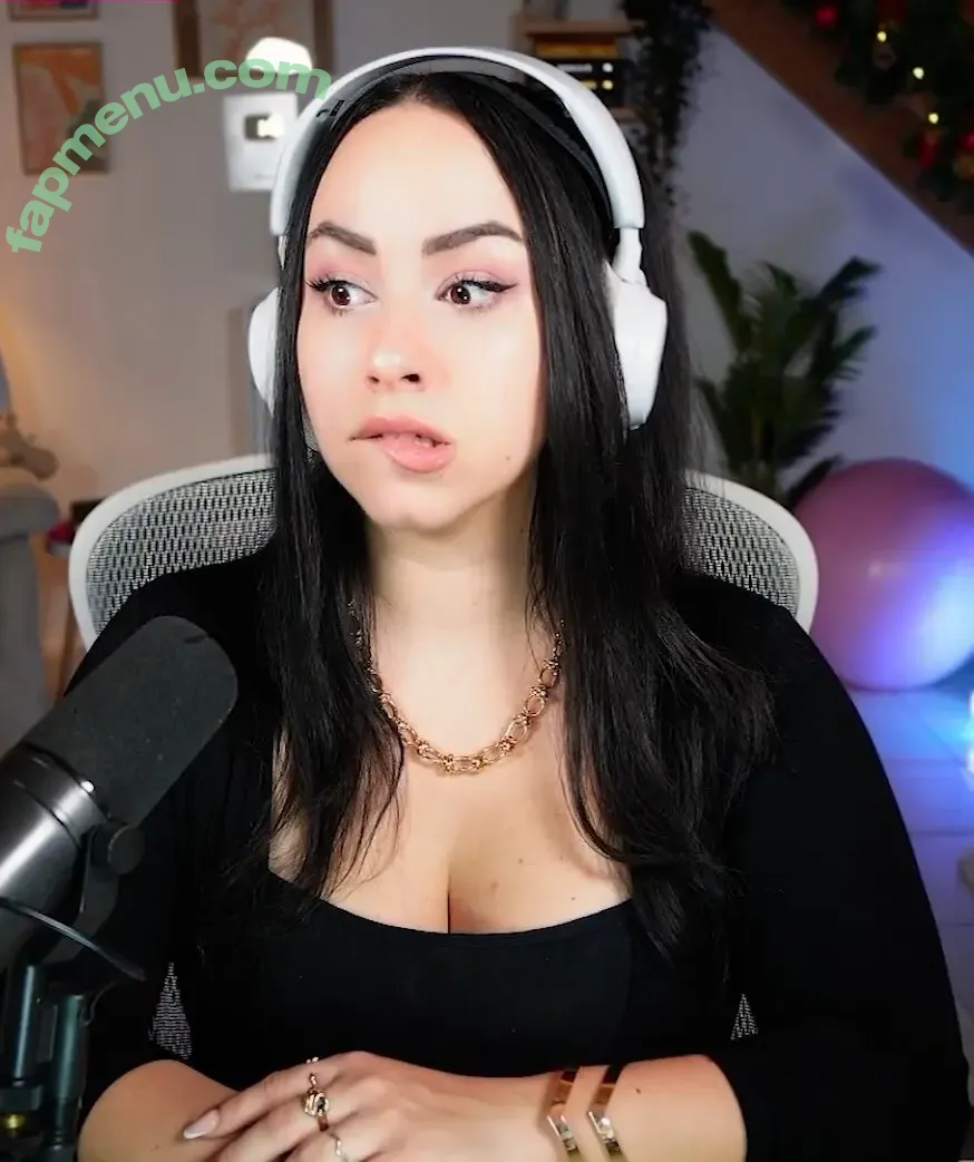 Bunnygirl nude photo #0372 (babybunnygirl1 / bunnymon.tv)