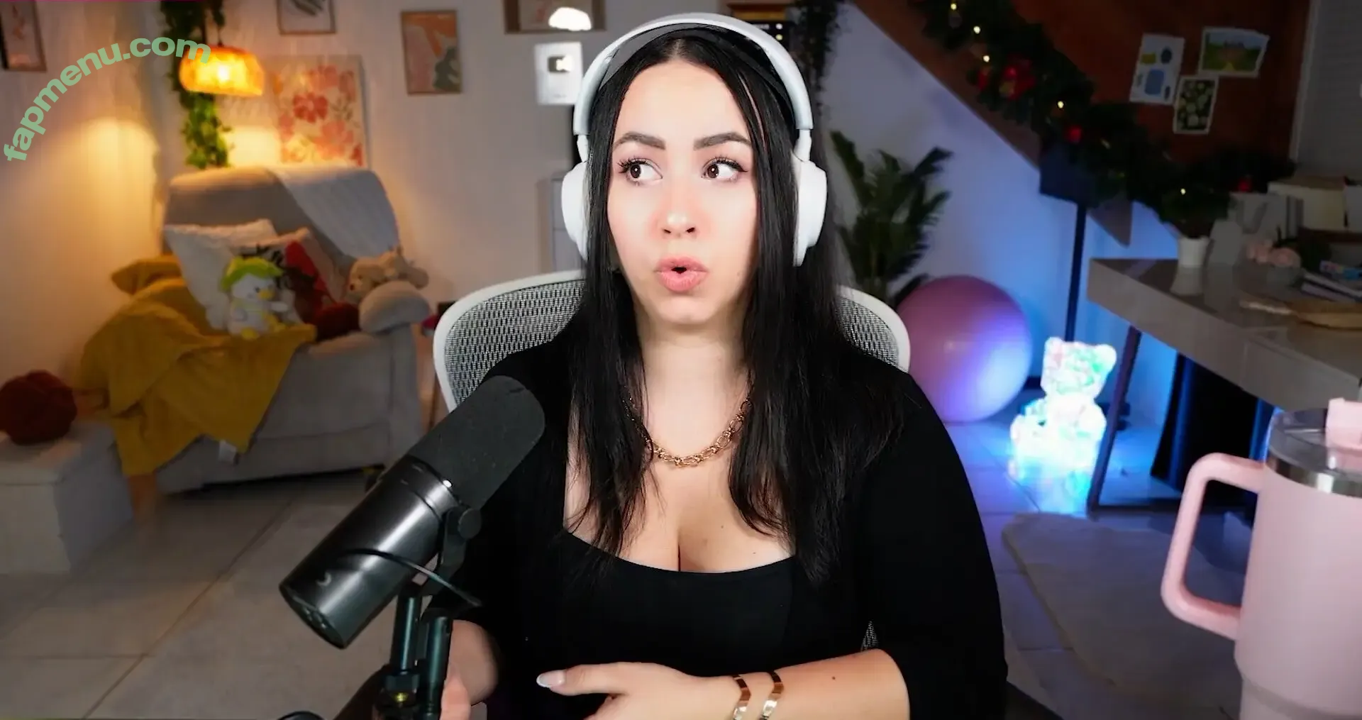 Bunnygirl nude photo #0377 (babybunnygirl1 / bunnymon.tv)