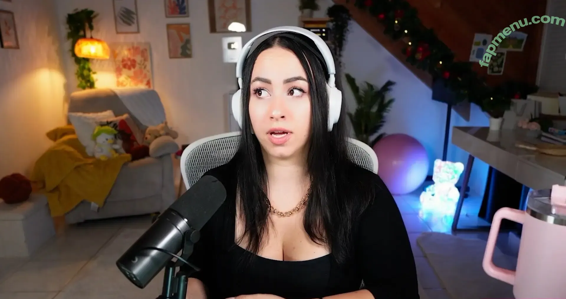 Bunnygirl nude photo #0378 (babybunnygirl1 / bunnymon.tv)