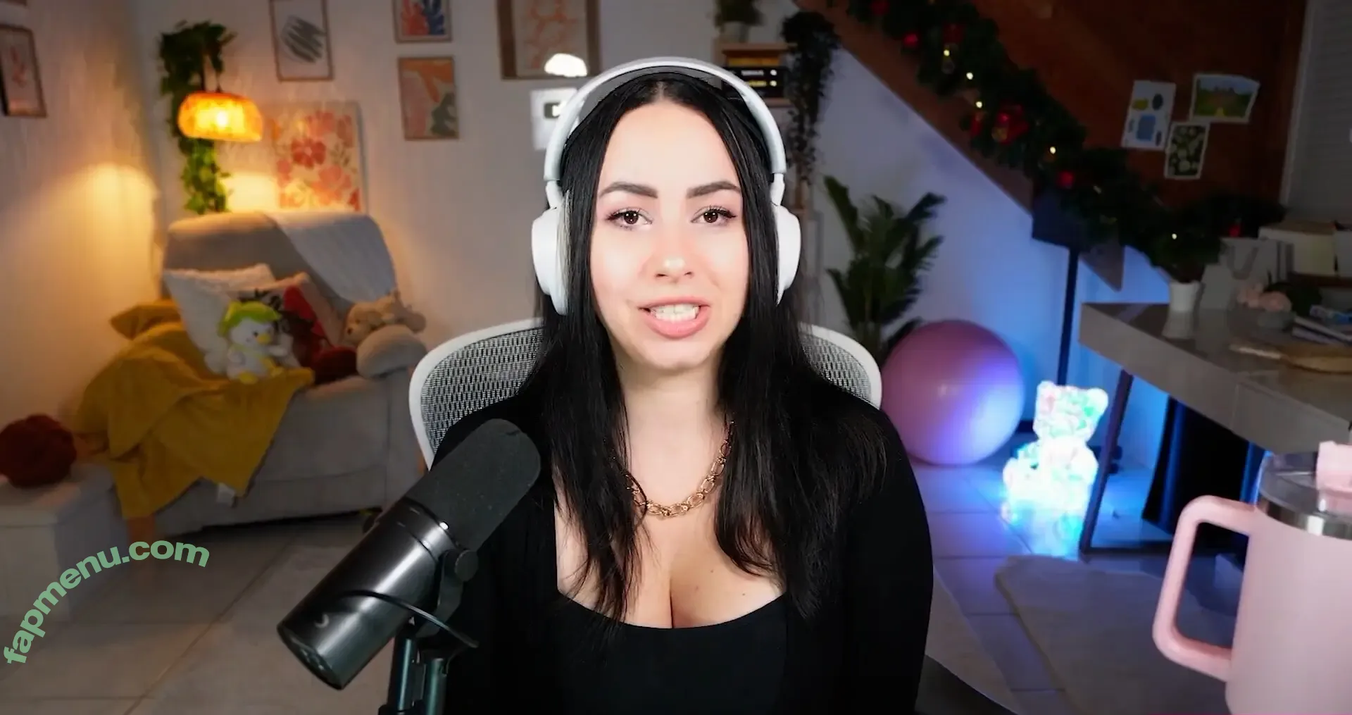 Bunnygirl nude photo #0380 (babybunnygirl1 / bunnymon.tv)