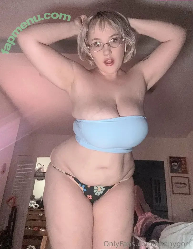 bunnygorll nude photo #0095 (bunnygirlrae)