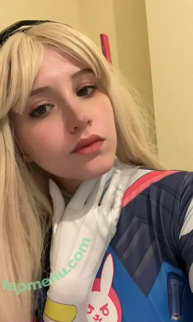 bunnygwenn nude photo #0004 (bunnygwenn)