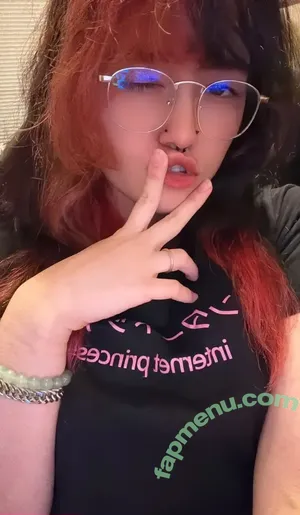 BunnyKoiSenpai / bunnyxsenpai nude photo #0010