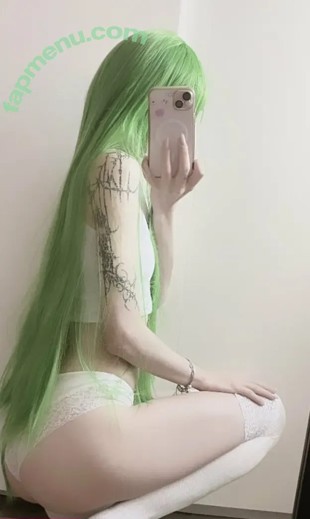 bunnynazuna nude photo #0003 (bwnnynazuna)