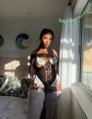  nude photo #0005