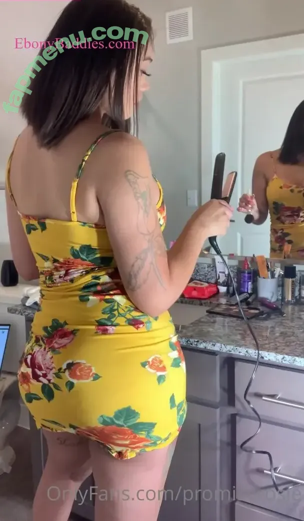 Bunnyrosaa nude photo #0087 (divin3goddess / lollamoneyyyy)