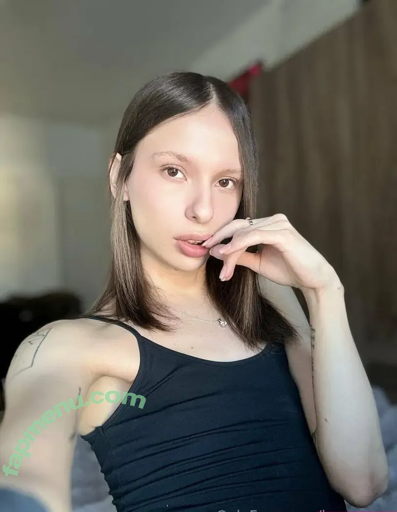 bunnyzoe nude photo #0057 (kiittycut3)