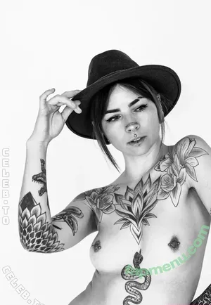 bunter-linuz / bunter_linuz nude photo #0104