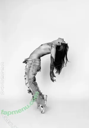 bunter-linuz / bunter_linuz nude photo #0119