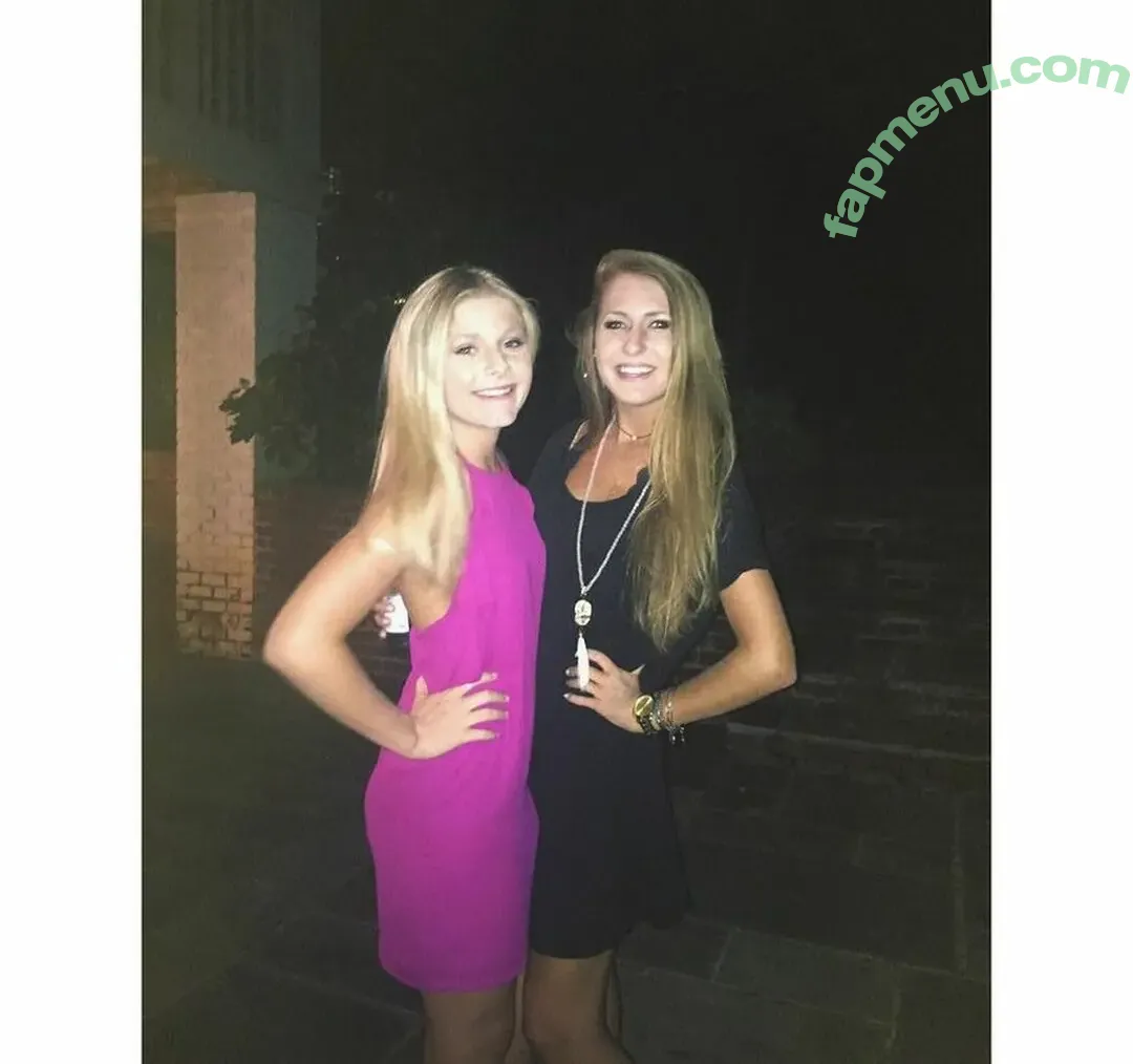 Burke Baby VIP nude photo #0021 (burkebabyvip / burkebabyxo)