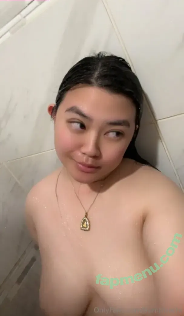 burntmochi nude photo #0008 (boredmochi)