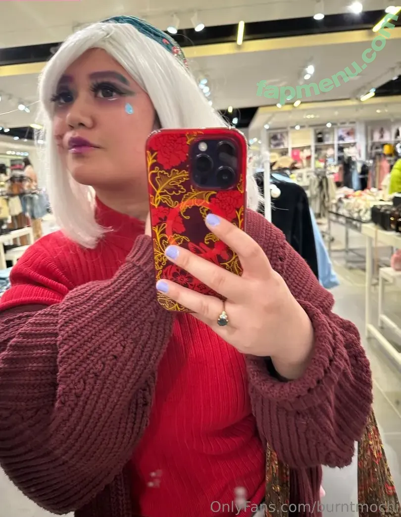 burntmochi nude photo #0016 (boredmochi)