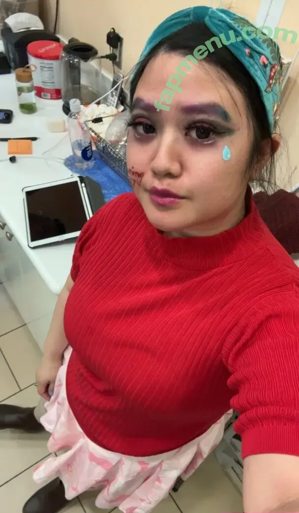 burntmochi nude photo #0017 (boredmochi)