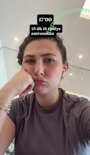 Buse Aydın / psikologbuseaydin nude photo #0014