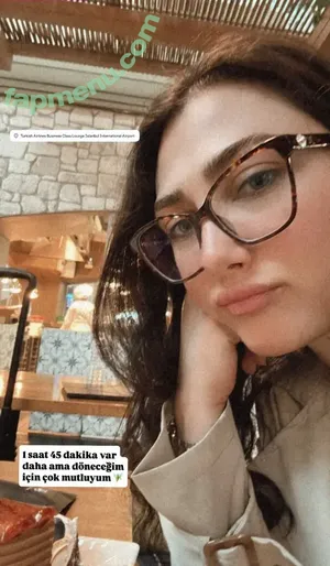 Buse Aydın / psikologbuseaydin nude photo #0015