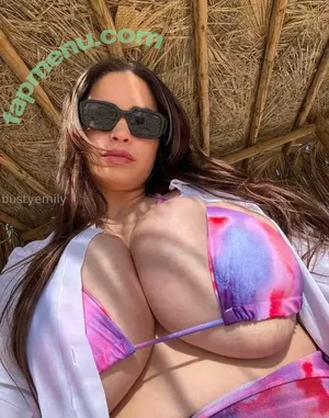 Busty Emily / bustyemily / bustyemily_x / missbustyemily nude photo #0336