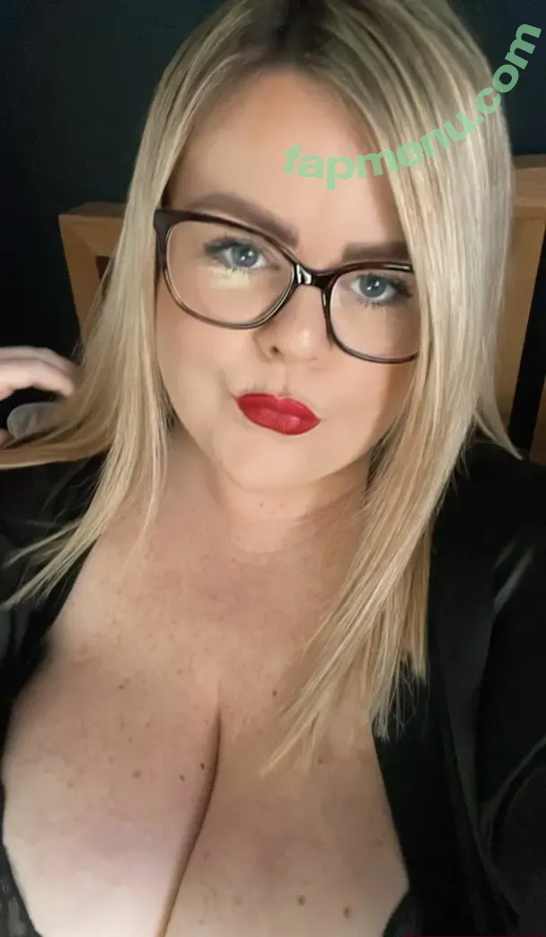 BustyBlonde7 nude photo #0004 (BustyBlonde7)