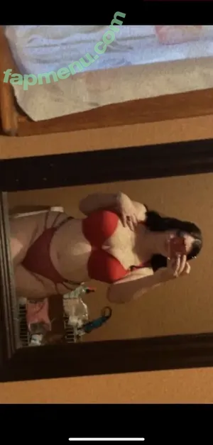 BustyGothTease / bustygothtease101 nude photo #0001