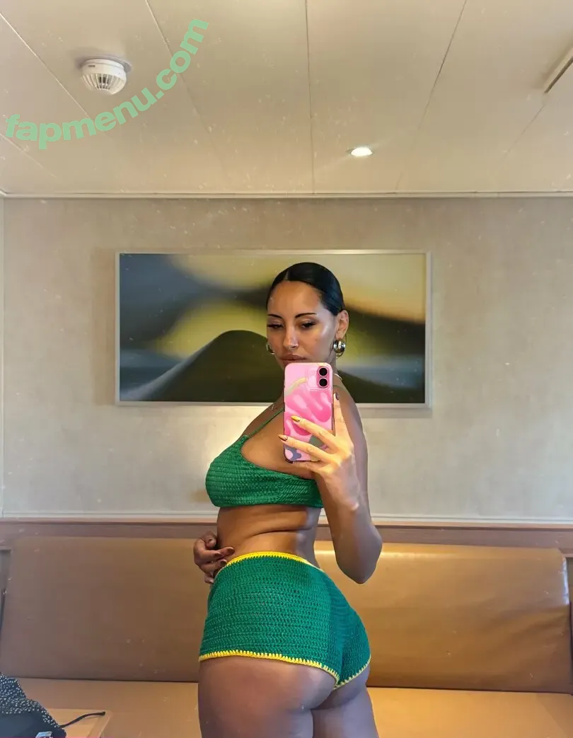 bustynikki nude photo #0120 (Codename Girlnextdoor / butikroanoke)