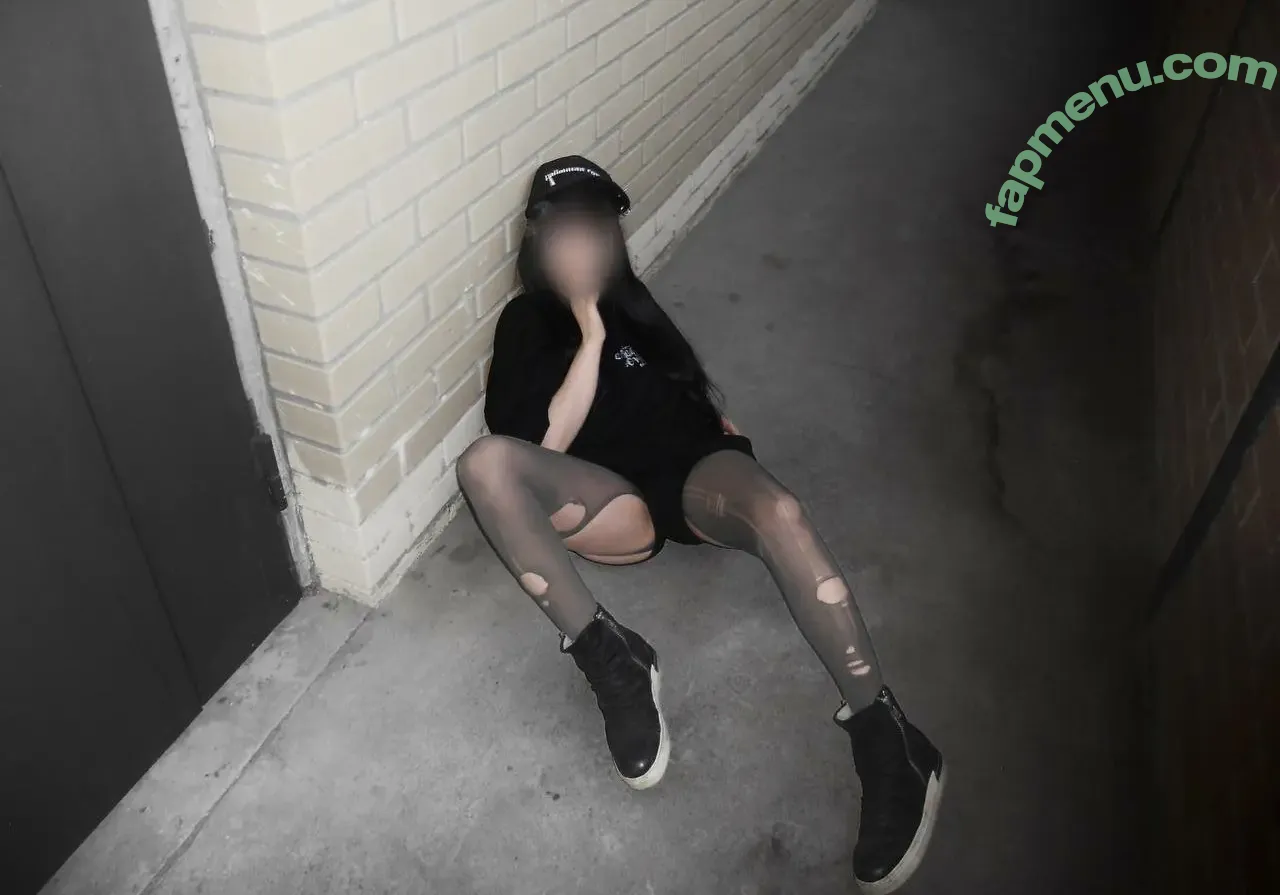 bustynosferatu nude photo #0011 (busty nosferatu / lolyacarson)