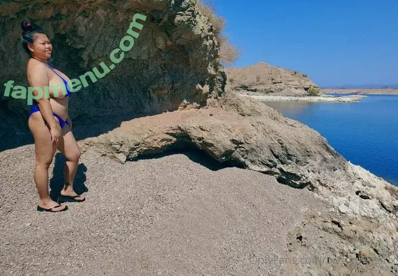 bustythaigirlx nude photo #0138 (bustythaigirl)