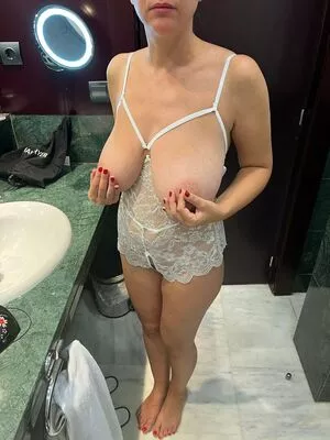 bustyxl / busty_barbie nude photo #0067