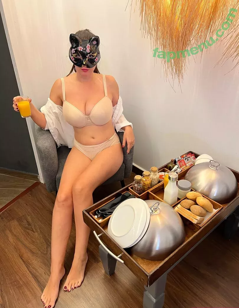 bustyxl nude photo #0198 (busty_barbie)