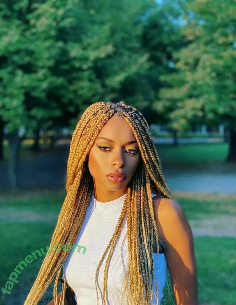 bustyxl nude photo #0711 (busty_barbie)